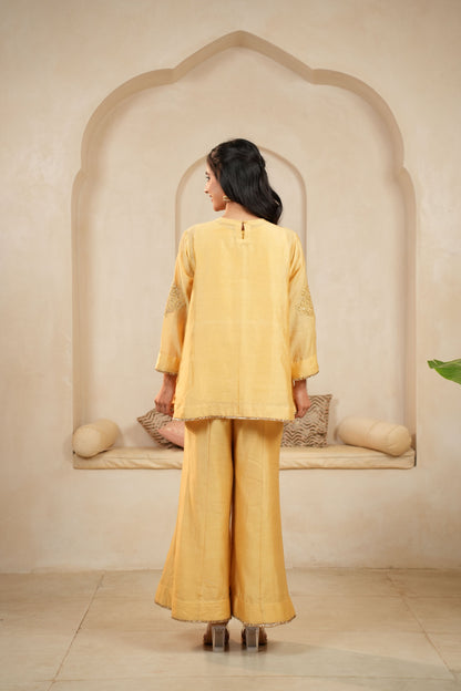 Yellow Dori Work Coord